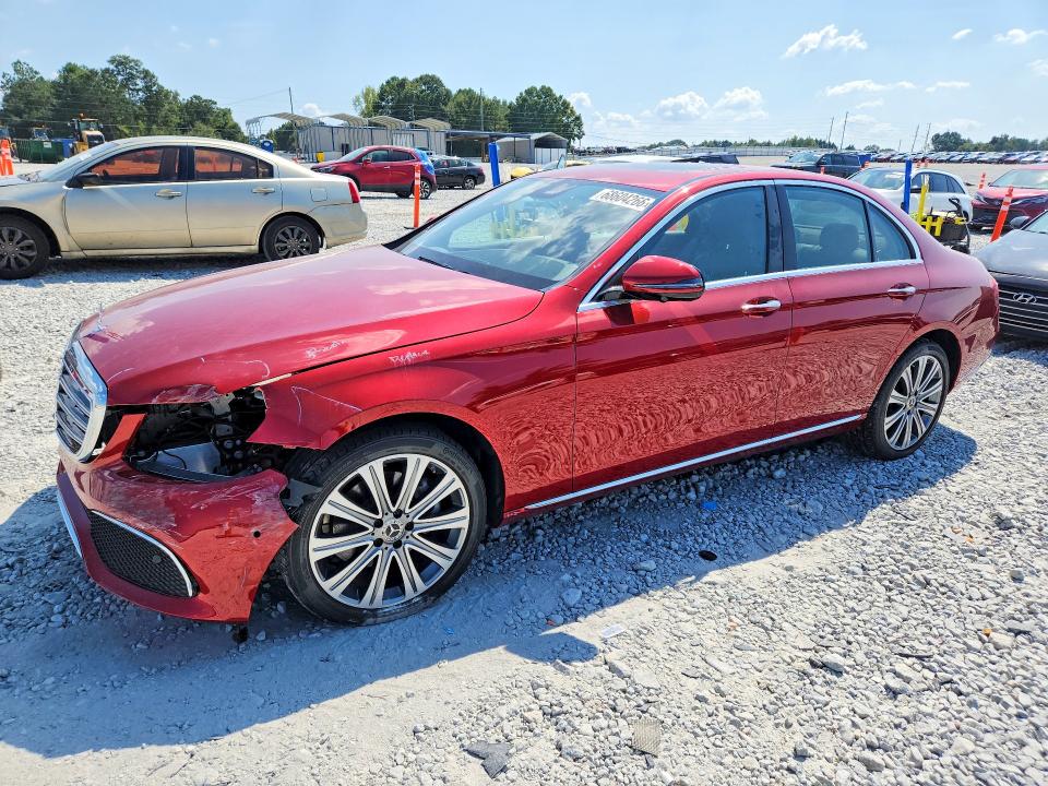 68604266 :رقم المزاد ، WDDZF4JB1KA581461 vin ، 2019 Mercedes-benz E مزاد بيع