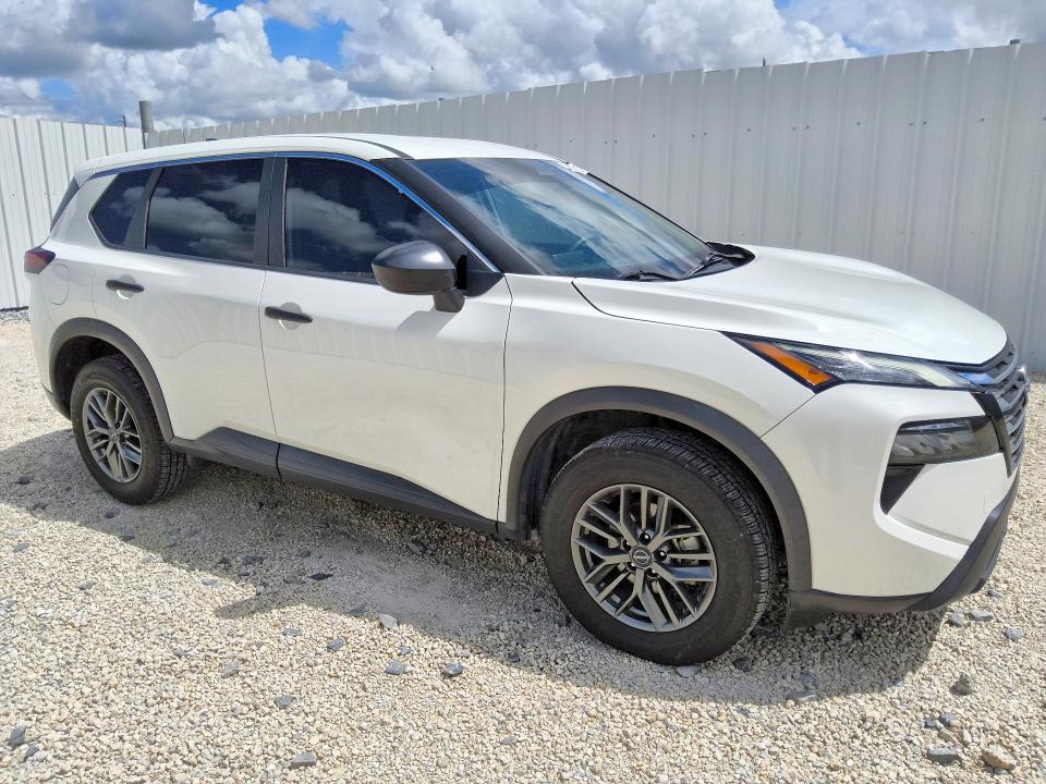 2024 Nissan Rogue მანქანა იყიდება აუქციონზე, vin: 5N1BT3AA5RC718126, აუქციონის ნომერი: 68204326
