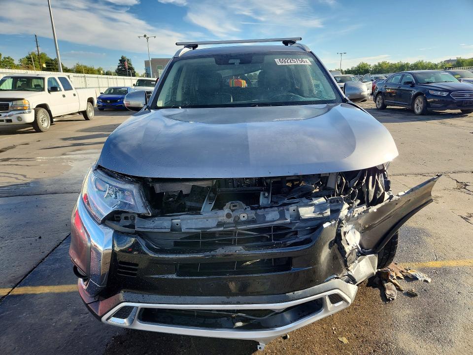 2020 Mitsubishi Outlander მანქანა იყიდება აუქციონზე, vin: JA4AD3A30LJ001547, აუქციონის ნომერი: 69225756