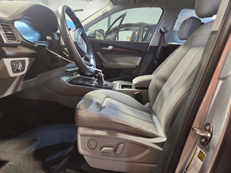 69112766 :رقم المزاد ، WA1EAAFY4N2081841 vin ، 2022 Audi Q5 مزاد بيع
