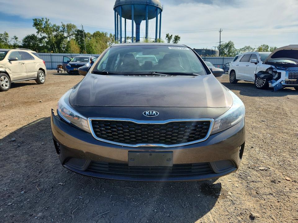 2017 Kia Forte მანქანა იყიდება აუქციონზე, vin: 3KPFK4A77HE046645, აუქციონის ნომერი: 68867936