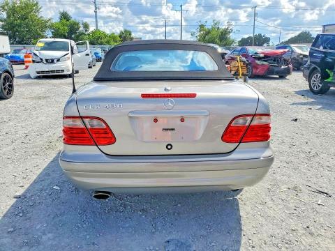 2003 Mercedes-benz Clk მანქანა იყიდება აუქციონზე, vin: WDBLK70G23T138119, აუქციონის ნომერი: 69757706