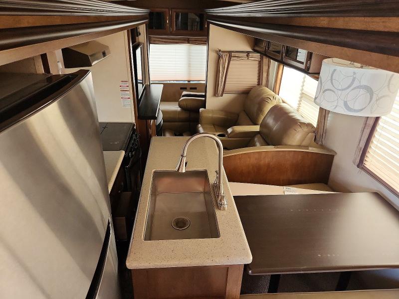 Продажа на аукционе авто 2018 Wildwood Heritage G, vin: 4X4TWBC29JU014648, номер лота: 69439756