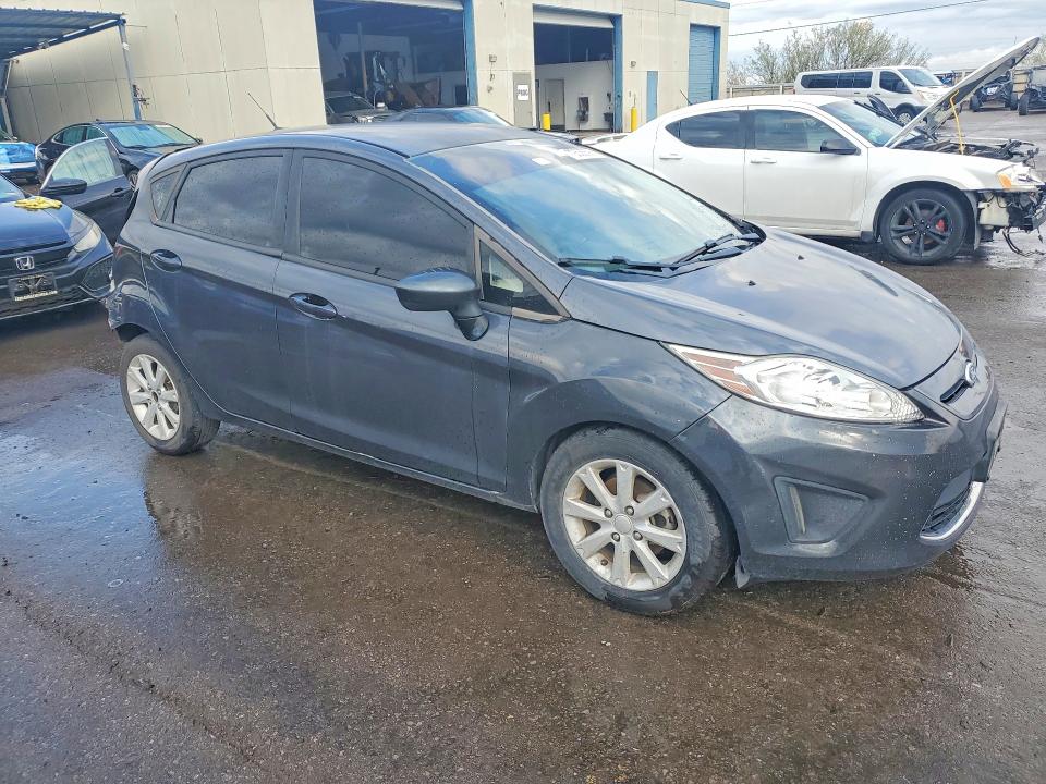 70535596 :رقم المزاد ، 3FADP4EJ8BM156721 vin ، 2011 Ford Fiesta مزاد بيع