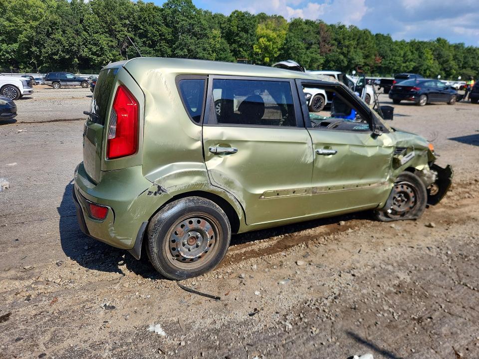 2013 Kia Soul მანქანა იყიდება აუქციონზე, vin: KNDJT2A51D7516270, აუქციონის ნომერი: 67827306