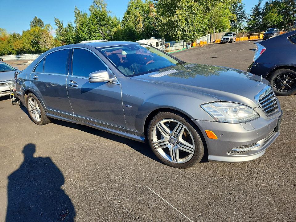 Продаж на аукціоні авто 2012 Mercedes-benz S, vin: WDDNG7DB5CA463942, номер лоту: 68253536