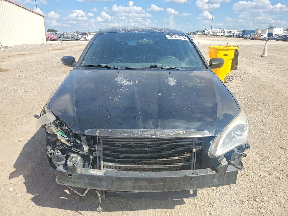 Aukcja sprzedaży 2013 Chrysler 200, vin: 1C3CCBAB0DN704888, numer aukcji: 68932346
