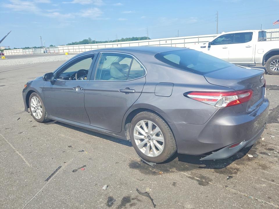 2018 Toyota Camry მანქანა იყიდება აუქციონზე, vin: 4T1B11HK4JU141399, აუქციონის ნომერი: 69016926