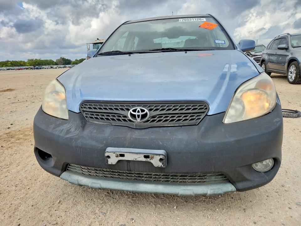 70531126 :رقم المزاد ، 2T1KR32E65C349296 vin ، 2005 Toyota Matrix مزاد بيع