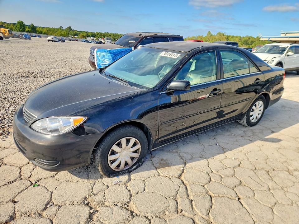 70369416 :رقم المزاد ، 4T1BE32K82U018389 vin ، 2002 Toyota Camry مزاد بيع