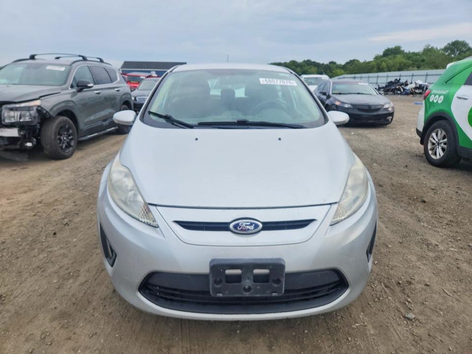 2013 Ford Fiesta მანქანა იყიდება აუქციონზე, vin: 3FADP4EJ0DM120122, აუქციონის ნომერი: 68077076