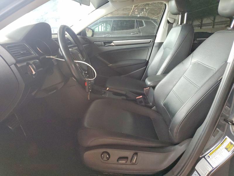Продажа на аукционе авто 2017 Volkswagen Passat, vin: 1VWDT7A30HC012103, номер лота: 69589846