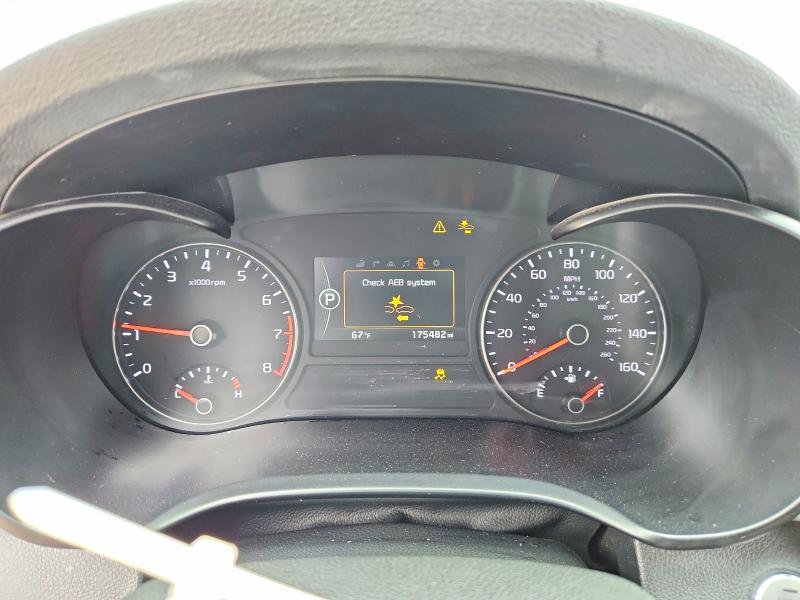 Auction sale of the 2018 Kia Optima, vin: 5XXGV4L2XJG220427, lot number: 67835416