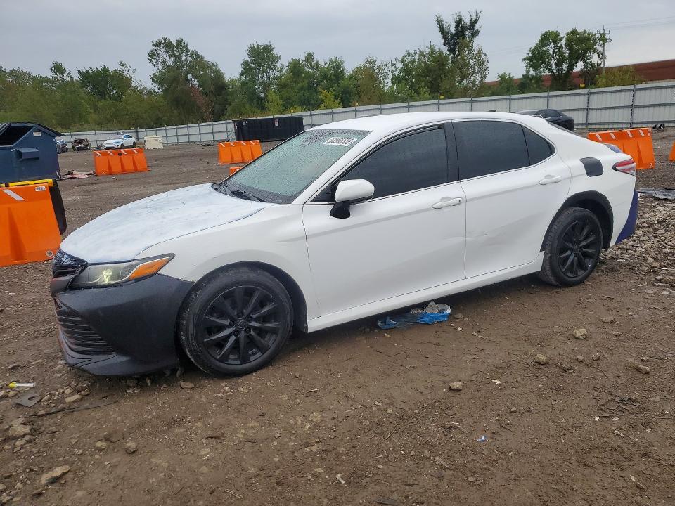 Продажа на аукционе авто 2019 Toyota Camry, vin: 4T1B11HK6KU770163, номер лота: 68966556