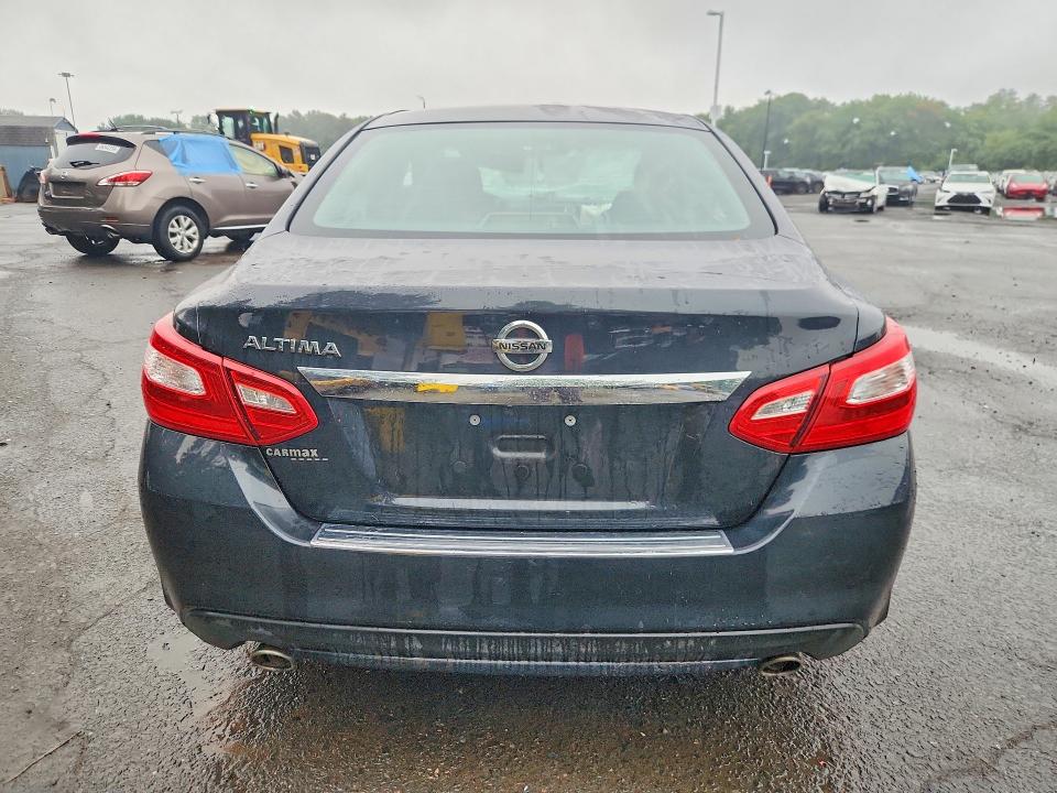 2017 Nissan Altima მანქანა იყიდება აუქციონზე, vin: 1N4AL3AP9HC241287, აუქციონის ნომერი: 66899946