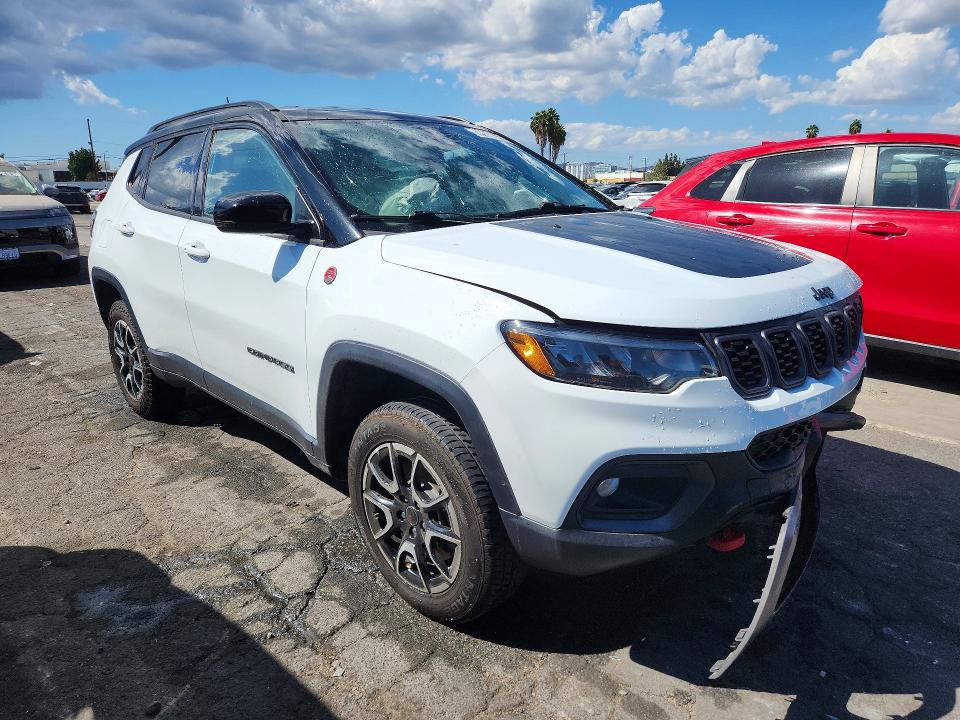 Продаж на аукціоні авто 2025 Jeep Compass, vin: 3C4NJDDN6ST557372, номер лоту: 70283786