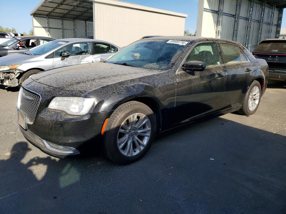 2017 Chrysler 300 მანქანა იყიდება აუქციონზე, vin: 2C3CCAAGXHH599653        , აუქციონის ნომერი: 68800736