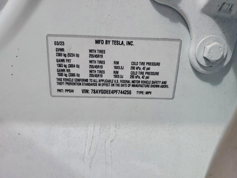 69512516 :رقم المزاد ، 7SAYGDEE4PF744256 vin ، 2023 Tesla Model Y مزاد بيع