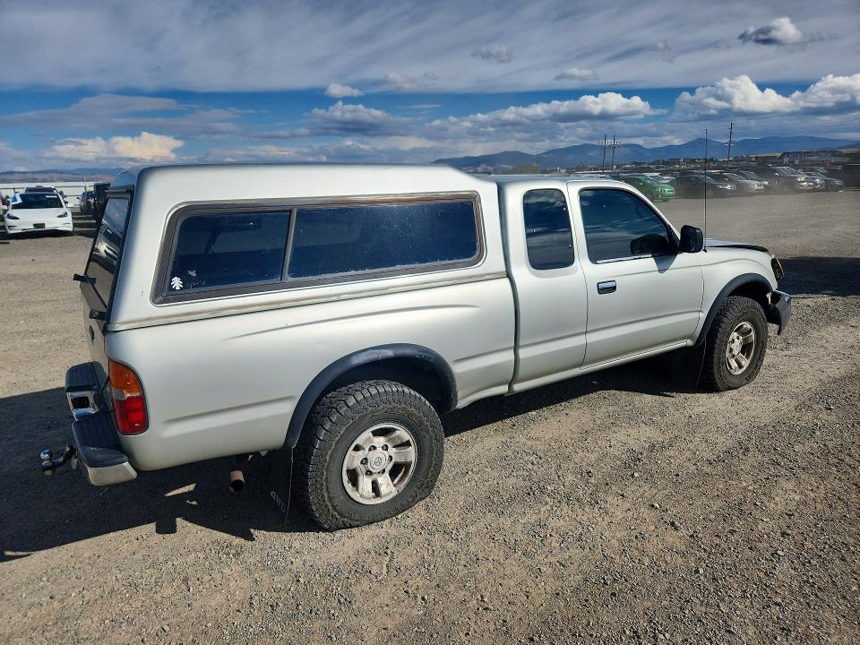 2000 Toyota Tacoma მანქანა იყიდება აუქციონზე, vin: 4TAWN72N7YZ627892, აუქციონის ნომერი: 67772986