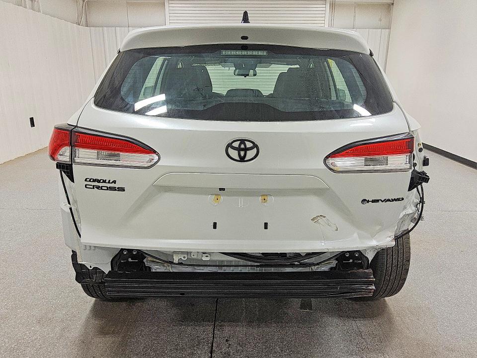 Продаж на аукціоні авто 2025 Toyota Corolla Cross Hybrid, vin: 7MUFBABG4SV067498, номер лоту: 69384886