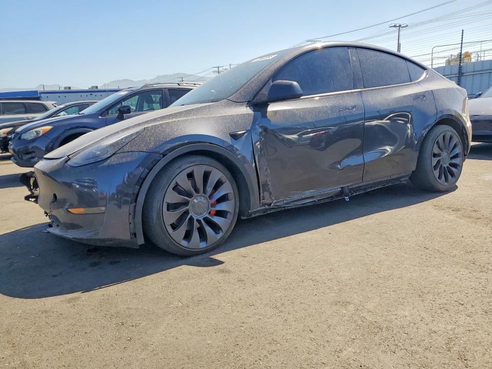 2024 Tesla Model Y მანქანა იყიდება აუქციონზე, vin: 7SAYGDEF3RF078518, აუქციონის ნომერი: 67357386