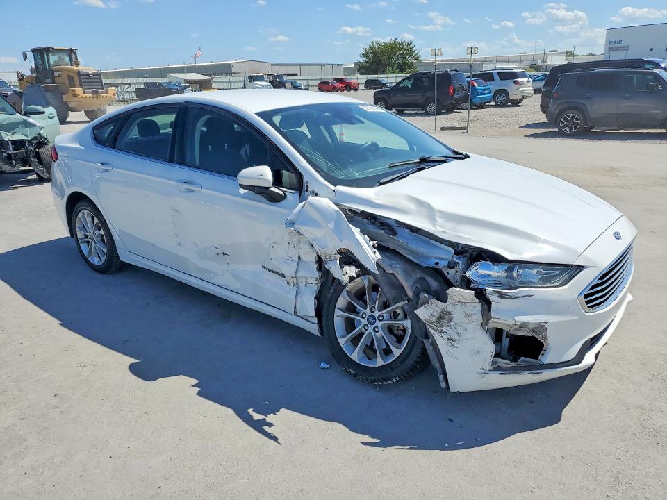 Продаж на аукціоні авто 2019 Ford Fusion, vin: 3FA6P0LU3KR240981, номер лоту: 69191656