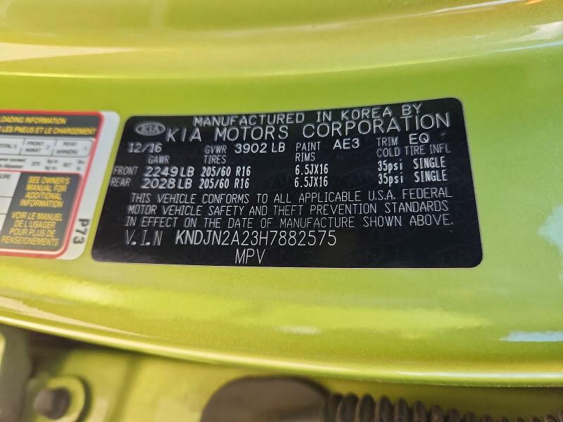 67662456 :رقم المزاد ، KNDJN2A23H7882575 vin ، 2017 Kia Soul مزاد بيع