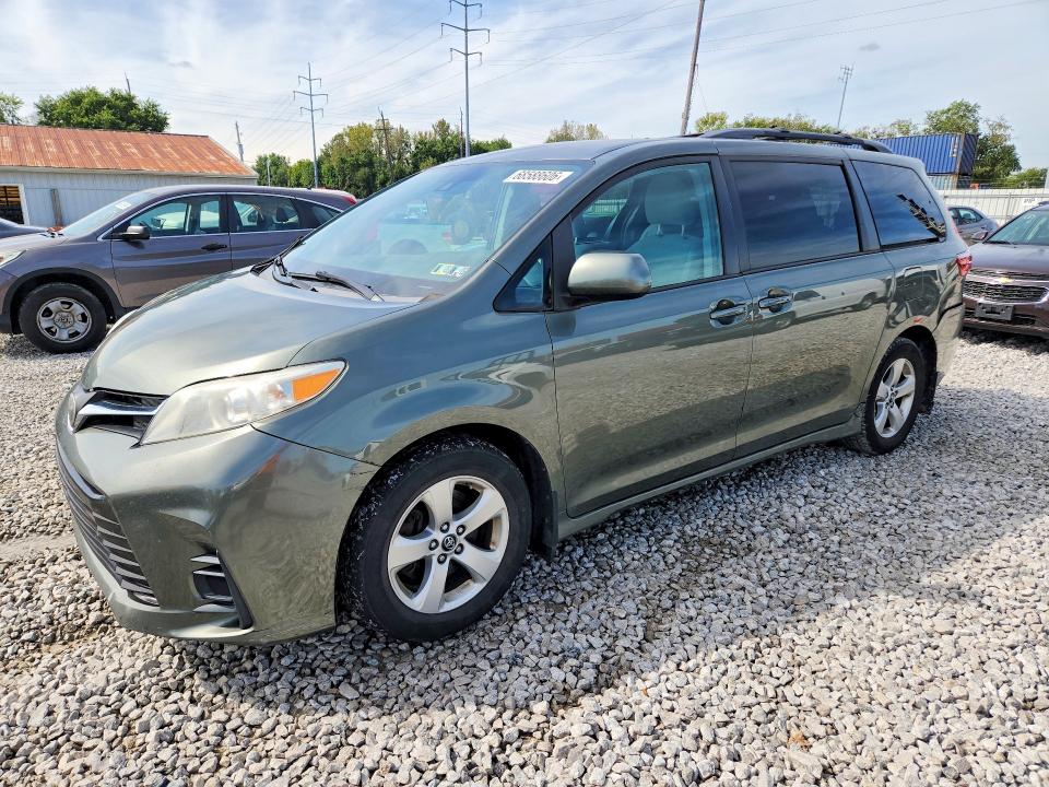 2018 Toyota Sienna მანქანა იყიდება აუქციონზე, vin: 5TDKZ3DC9JS938873, აუქციონის ნომერი: 68588606