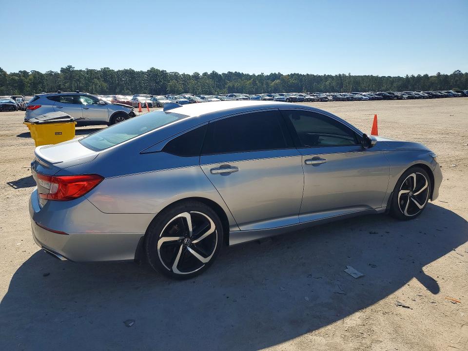 Продаж на аукціоні авто 2018 Honda Accord, vin: 1HGCV1F36JA150732, номер лоту: 70679106