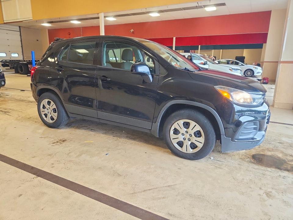66116826 :رقم المزاد ، 3GNCJKSB9HL184414 vin ، 2017 Chevrolet Trax مزاد بيع