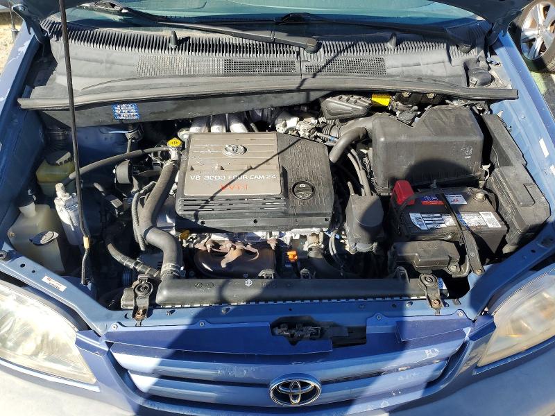 70604856 :رقم المزاد ، 4T3ZF13C81U334145 vin ، 2001 Toyota Sienna مزاد بيع