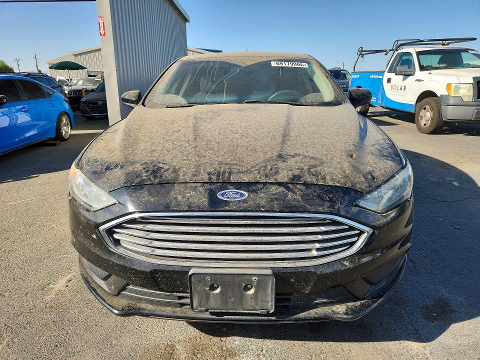 2017 Ford Fusion მანქანა იყიდება აუქციონზე, vin: 3FA6P0HD9HR180707, აუქციონის ნომერი: 69179066