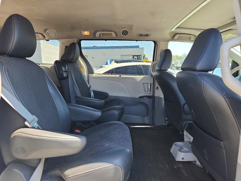 Продажа на аукционе авто 2014 Toyota Sienna, vin: 5TDXK3DC8ES422245, номер лота: 68786826