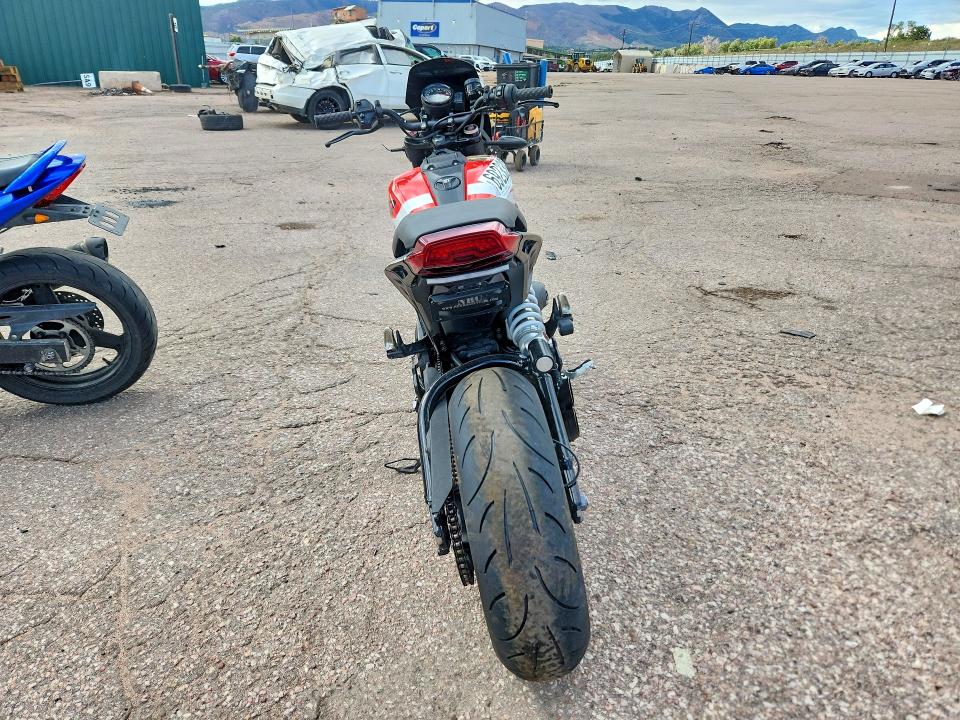 69233076 :رقم المزاد ، 56KRZA229R3019539 vin ، 2024 Indian Ftr مزاد بيع