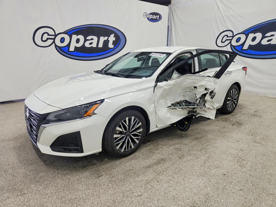 70508026 :رقم المزاد ، 1N4BL4DV9SN353877 vin ، 2025 Nissan Altima مزاد بيع