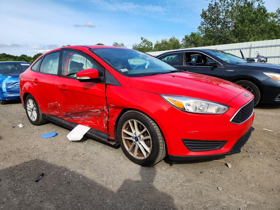 67282356 :رقم المزاد ، 1FADP3F20HL321611 vin ، 2017 Ford Focus مزاد بيع