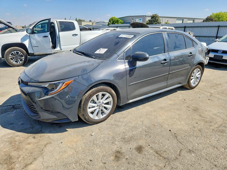 Auction sale of the 2026 Toyota Corolla, vin: JTDB4MEE4T3043719, lot number: 67114906