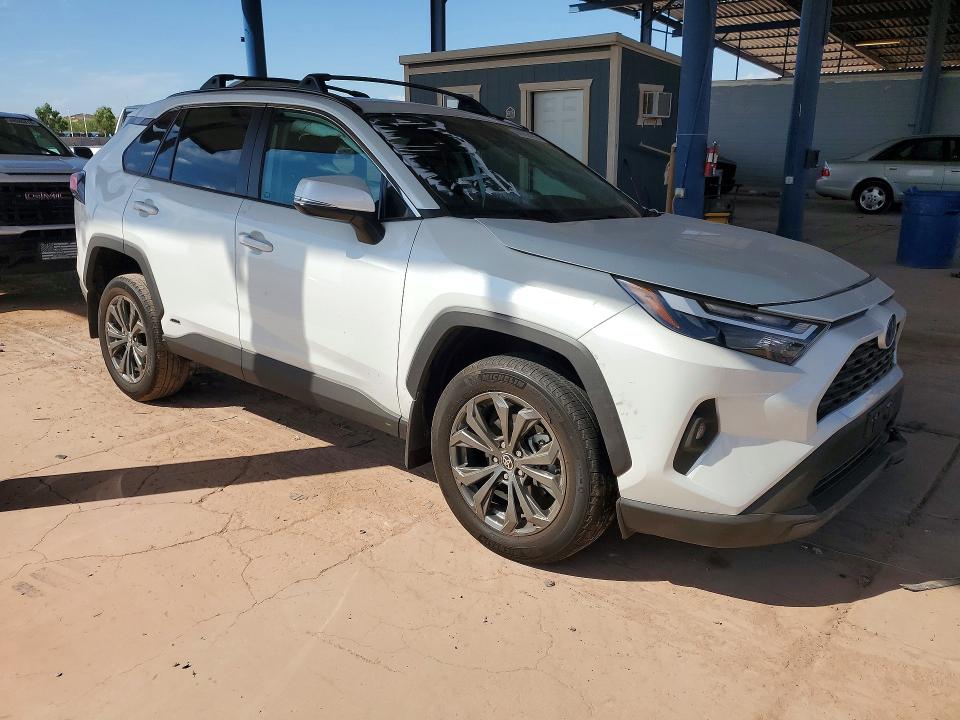 2024 Toyota Rav4 მანქანა იყიდება აუქციონზე, vin: 2T3B6RFVXRW057779, აუქციონის ნომერი: 68962466