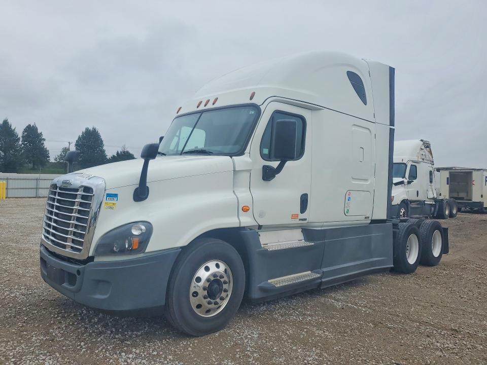 2017 Freightliner Cascadia 125 მანქანა იყიდება აუქციონზე, vin: 3AKJGLDR0HSHF8792, აუქციონის ნომერი: 68933276