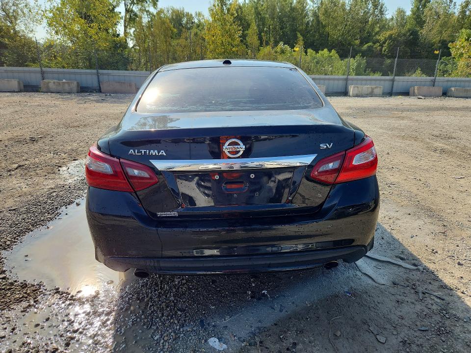 Продаж на аукціоні авто 2018 Nissan Altima, vin: 1N4AL3AP5JC268587, номер лоту: 68736256