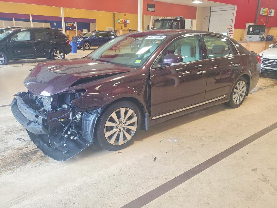 66913346 :رقم المزاد ، 4T1BK3DB0BU402351 vin ، 2011 Toyota Avalon مزاد بيع