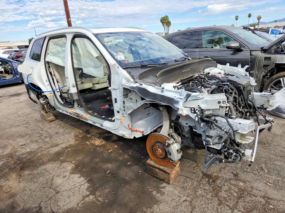 67267166 :رقم المزاد ، YV4H60CK6R1235375 vin ، 2024 Volvo Xc90 مزاد بيع