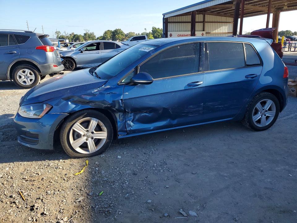 69392196 :رقم المزاد ، 3VW217AUXHM072040 vin ، 2017 Volkswagen Golf مزاد بيع