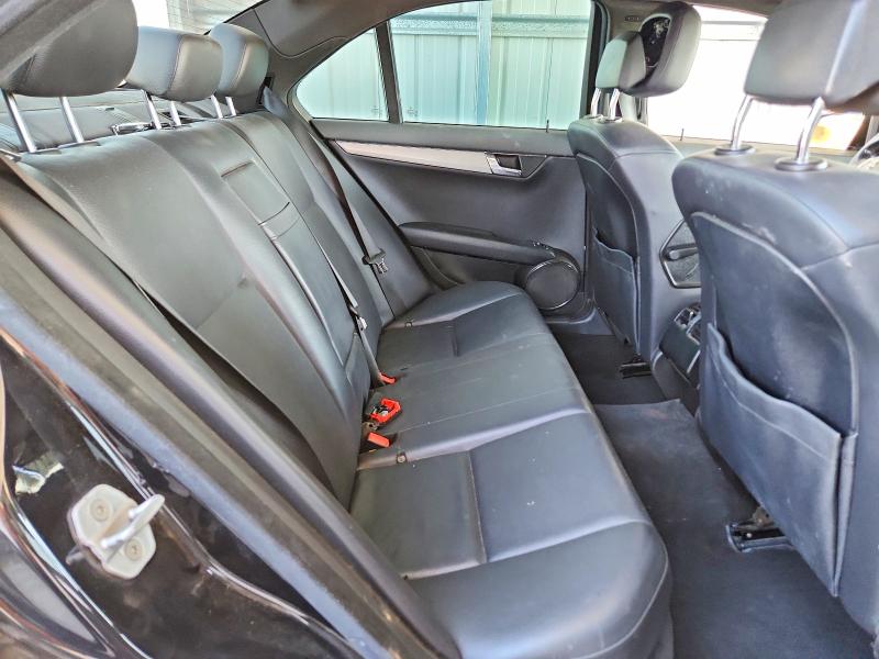 Продажа на аукционе авто 2012 Mercedes-benz C, vin: WDDGF4HB2CA625109, номер лота: 71035066