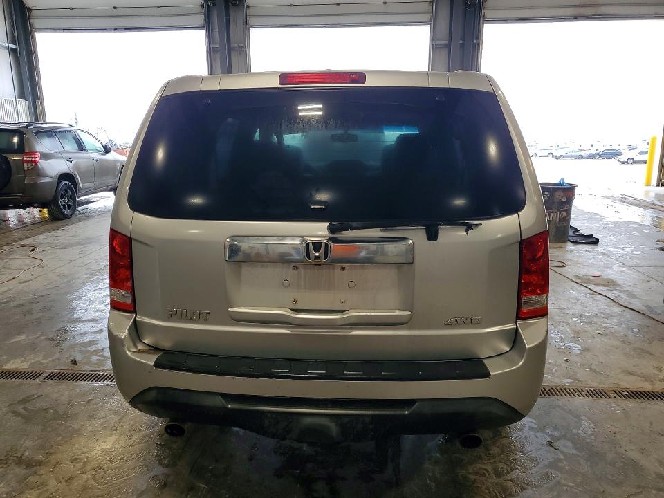 2015 Honda Pilot მანქანა იყიდება აუქციონზე, vin: 5FNYF4H61FB032340, აუქციონის ნომერი: 71090986