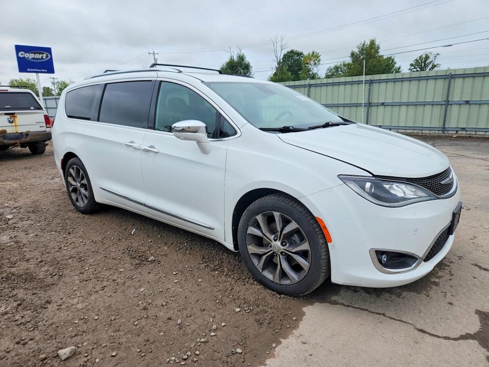 Продажа на аукционе авто 2017 Chrysler Pacifica, vin: 2C4RC1GGXHR836018, номер лота: 67000506