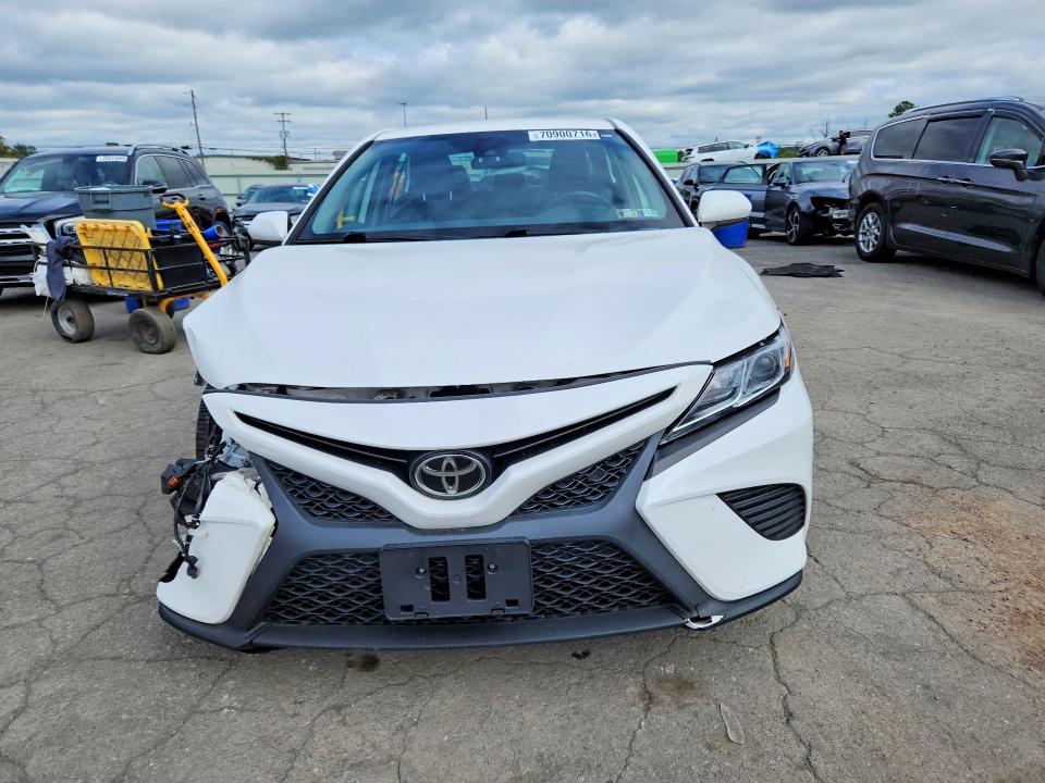 Продаж на аукціоні авто 2020 Toyota Camry, vin: 4T1G11AK6LU976620, номер лоту: 70900716