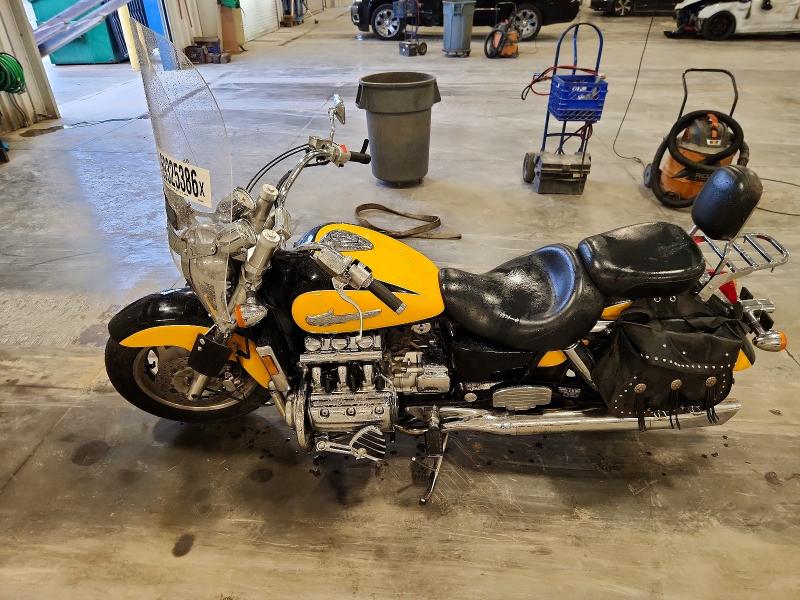 Продажа на аукционе авто 2000 Honda Gl1500, vin: 1HFSC3405YA300947, номер лота: 69325386