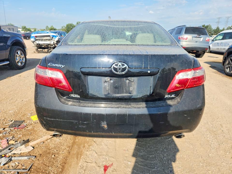 67345256 :رقم المزاد ، 4T1BK46K18U057181 vin ، 2008 Toyota Camry مزاد بيع