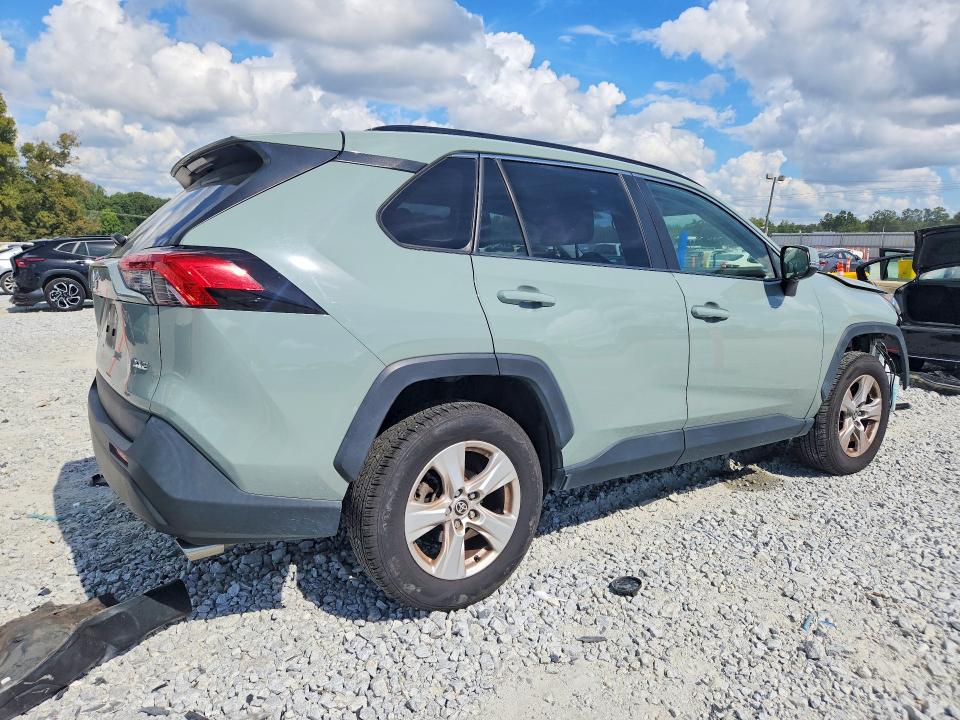 Продаж на аукціоні авто 2021 Toyota Rav4, vin: JTMW1RFV6MD063651, номер лоту: 68480896